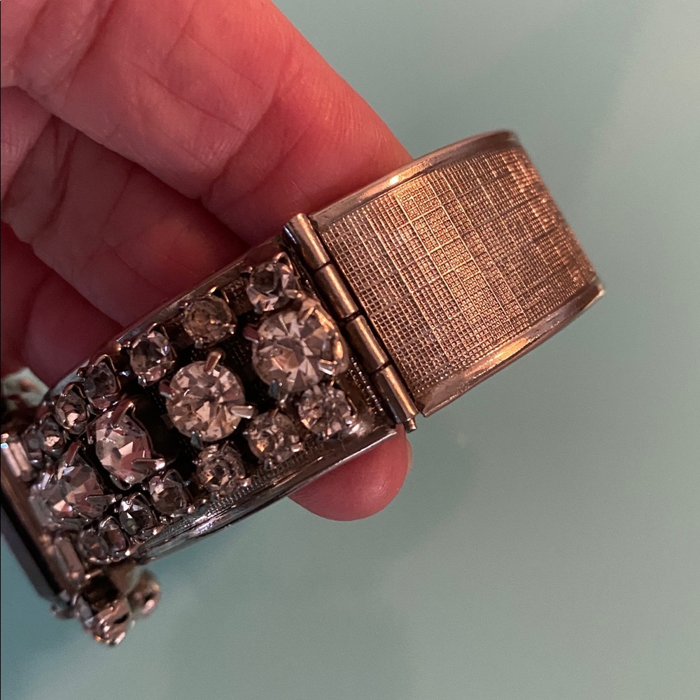 Vintage Statement Bracelet - Picture 3 of 13